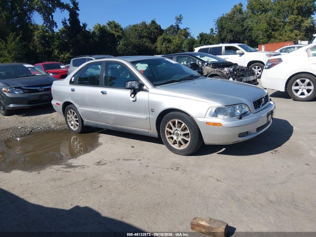 2003 VOLVO S40 A