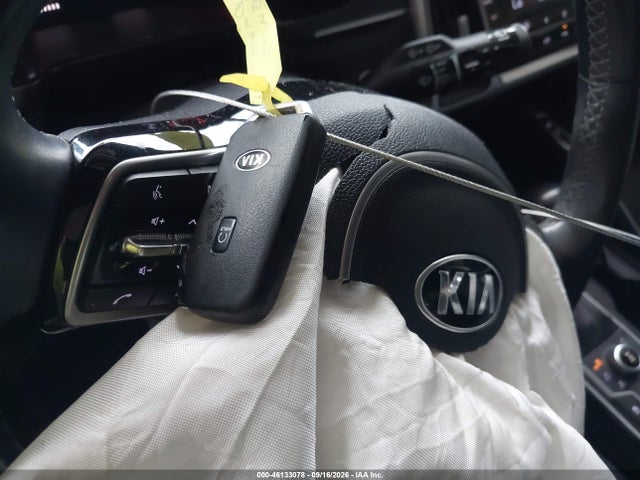 2021 KIA SORENTO S 11