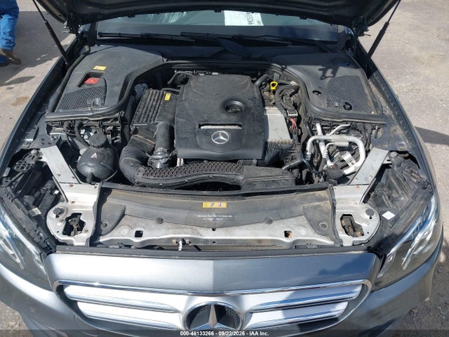 2017 MERCEDES-BENZ E 300 4MATIC 10
