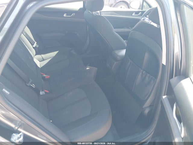 2022 KIA K5 LXS 8