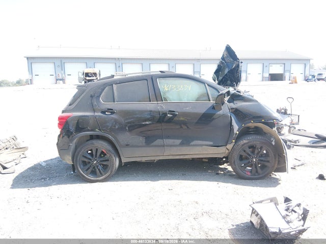 2022 CHEVROLET TRAX AWD LT 13