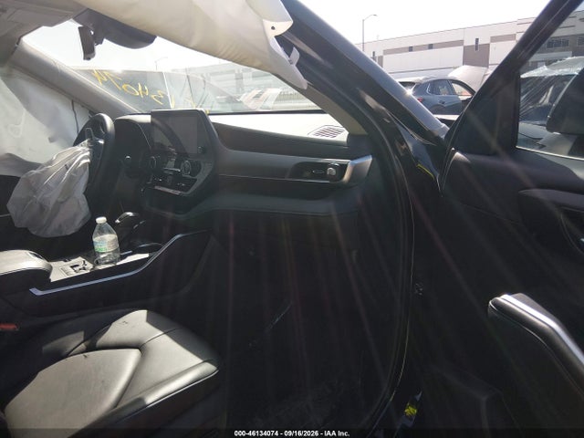 2024 TOYOTA HIGHLANDER XLE 5