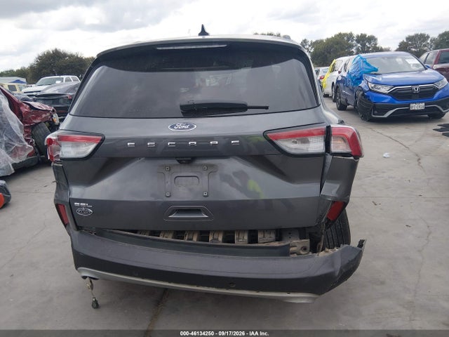 2021 FORD ESCAPE SEL 17