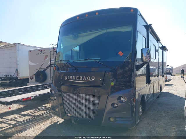 2018 FORD F53 2