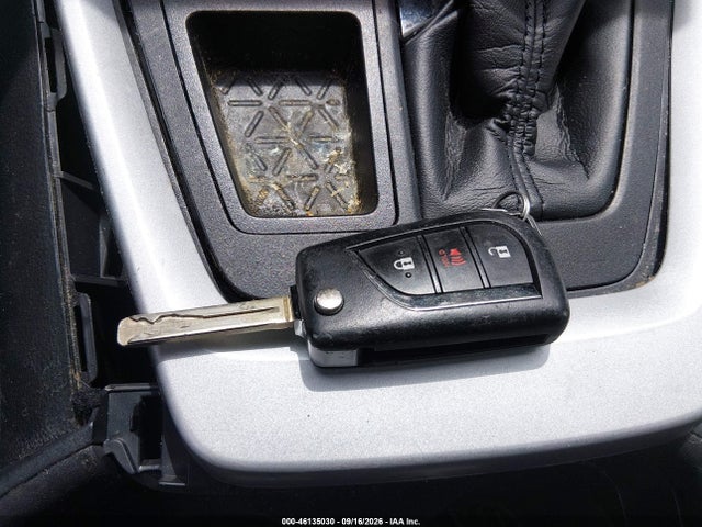 2021 TOYOTA RAV4 LE 11