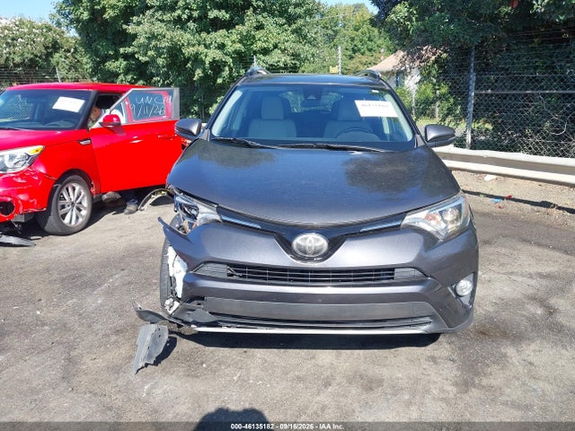 2017 TOYOTA RAV4 XLE 12
