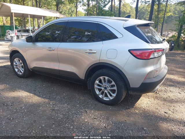 2020 FORD ESCAPE SE 3