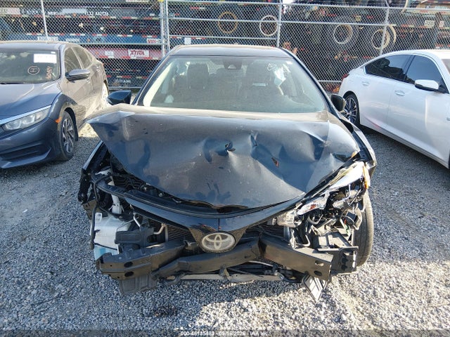 2019 TOYOTA COROLLA SE 12