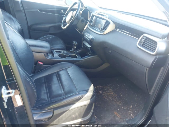 2017 KIA SORENTO 2.4L LX 5