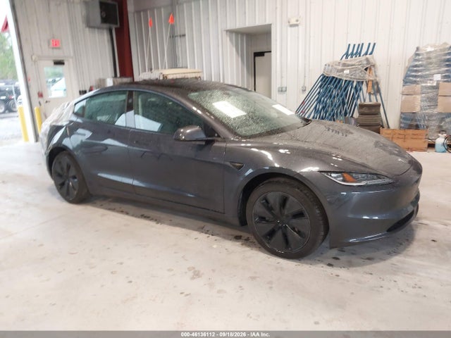 2025 Tesla Model 3 Long Range Rear-Wheel Drive/Standard Rear-Wheel Drive