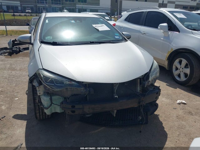 2017 TOYOTA COROLLA SE 12