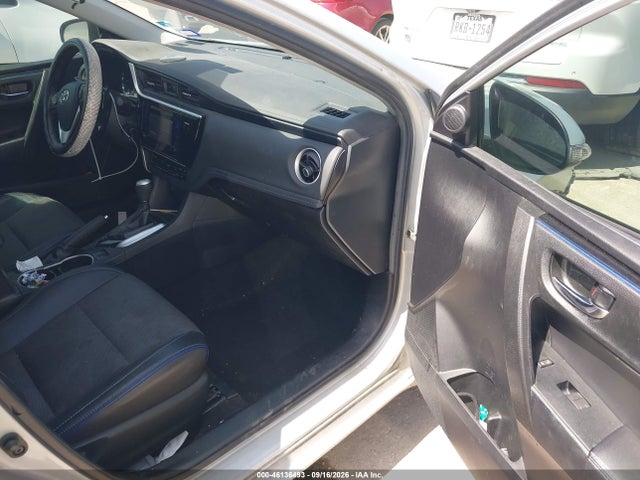 2017 TOYOTA COROLLA SE 5