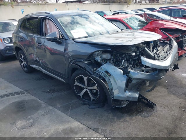 2025 Volkswagen Tiguan 2.0T SE