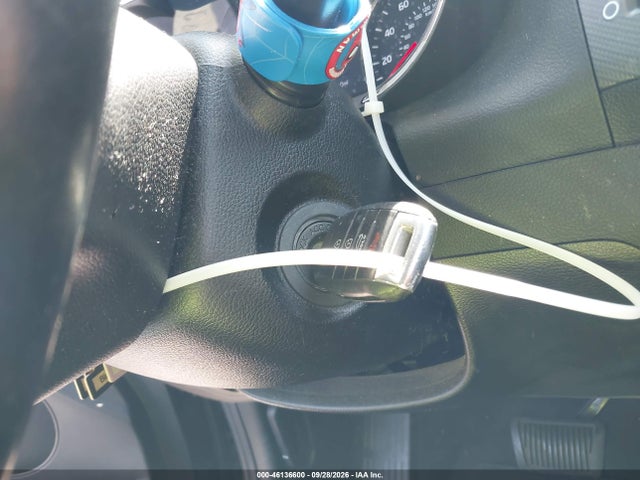 2017 KIA FORTE S 11