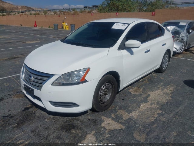 2015 Nissan SENTRA S 照片 2