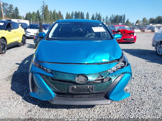 2017 TOYOTA PRIUS PRIME PREMIUM 12