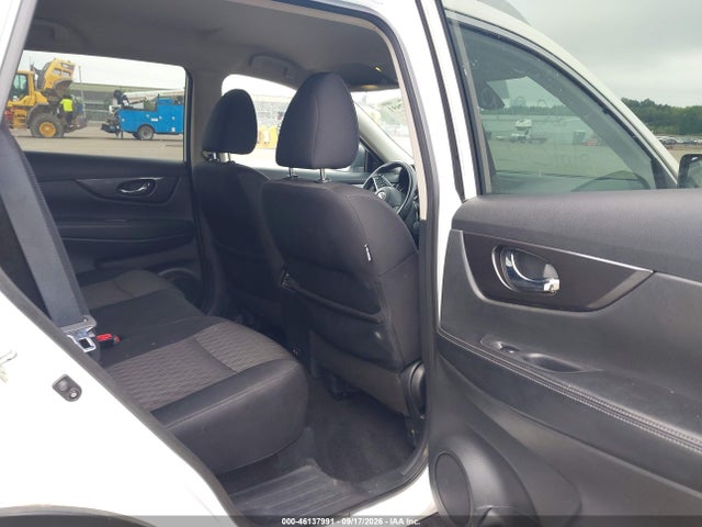 2019 NISSAN ROGUE SV 8