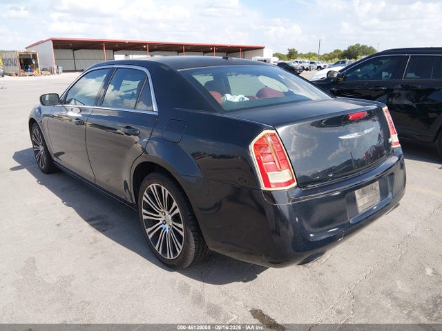 صورة 3 لـ 2013 Chrysler 300 300S