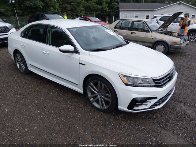 2017 VOLKSWAGEN PASSAT 1.8T R-LINE