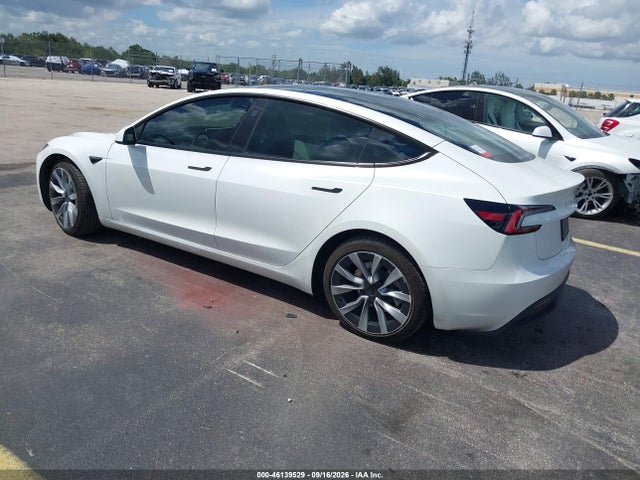 2026 TESLA MODEL 3 3