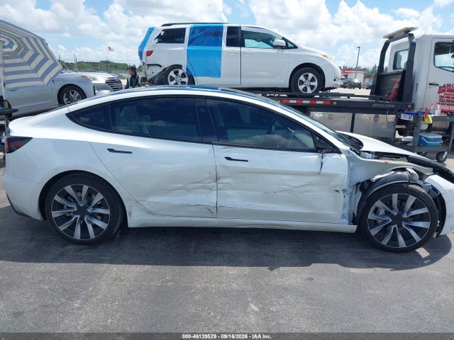 2026 TESLA MODEL 3 6