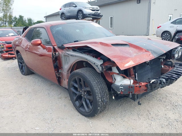 2022 Dodge Challenger Sxt