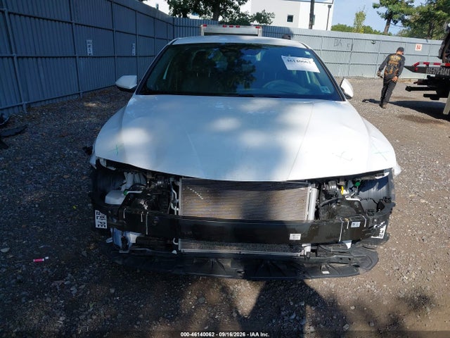 2025 HYUNDAI ELANTRA SE 6