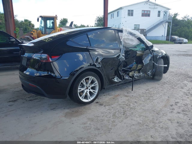 2022 TESLA MODEL Y LONG RANGE 4