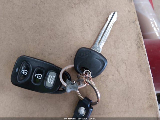 2017 HYUNDAI ELANTRA SE 11