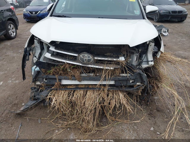 2017 TOYOTA HIGHLANDER XLE 6
