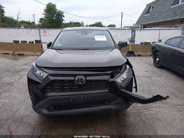 2022 TOYOTA RAV4 LE 12