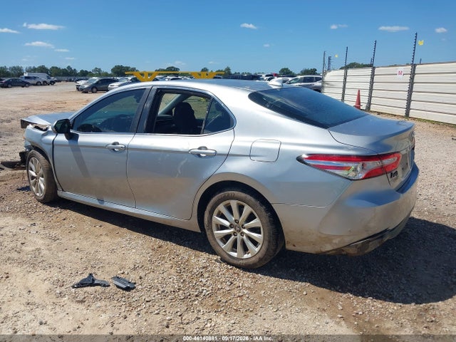 2019 TOYOTA CAMRY LE 3