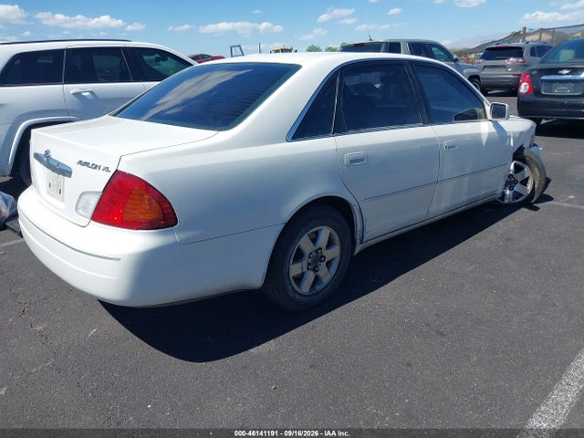 2001 Toyota AVALON XL — фото 4