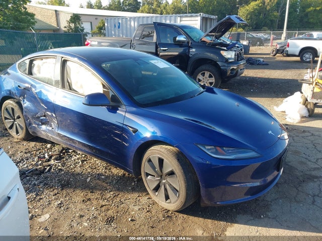 2025 Tesla Model 3 Long Range Rear-Wheel Drive/Standard Rear-Wheel Drive