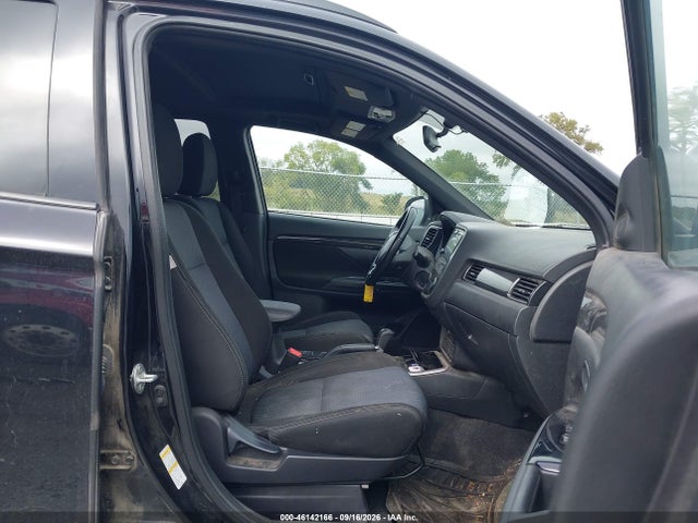 2018 MITSUBISHI OUTLANDER LE 5
