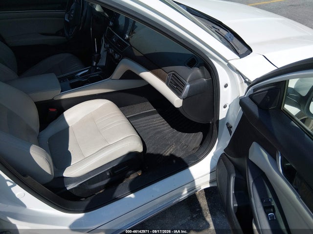 2018 HONDA ACCORD EX-L 5