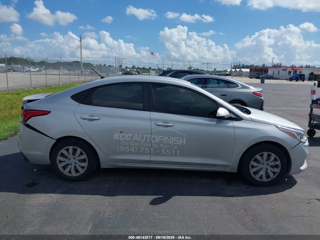 2021 HYUNDAI ACCENT SE 13