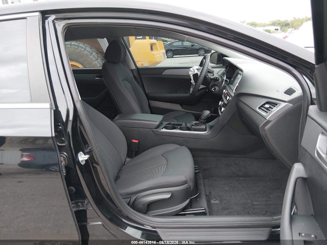 2018 HYUNDAI SONATA SE 5
