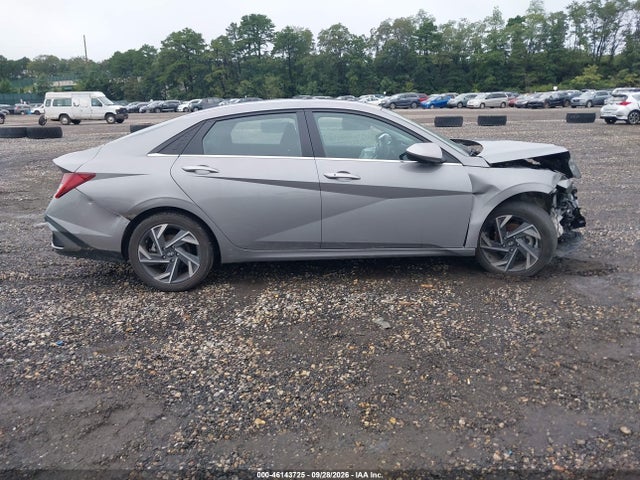2024 HYUNDAI ELANTRA SEL 13