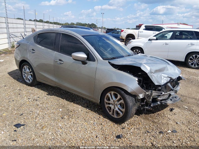 2016 SCION IA
