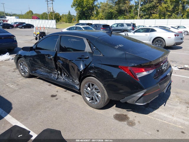 2024 HYUNDAI ELANTRA SEL 3