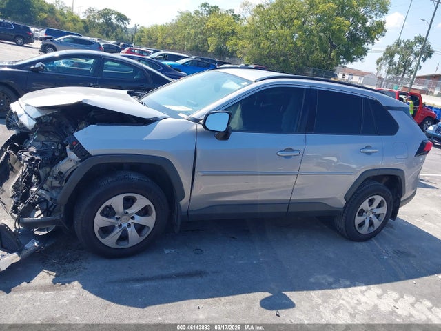 2020 TOYOTA RAV4 LE 13
