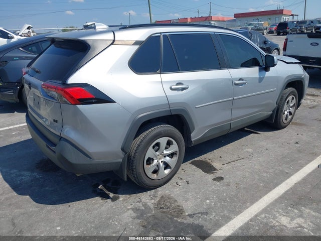 2020 TOYOTA RAV4 LE 4