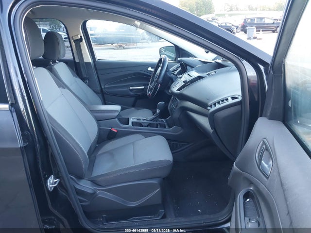 2017 FORD ESCAPE SE 5