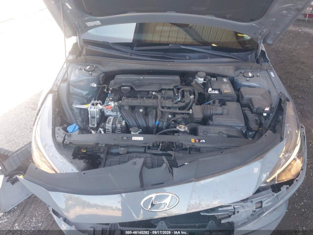 2022 HYUNDAI ELANTRA SEL 10