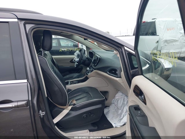 2022 CHRYSLER PACIFICA LIMITED 5