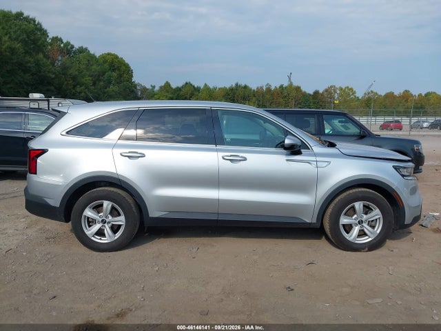 2021 KIA SORENTO LX 13