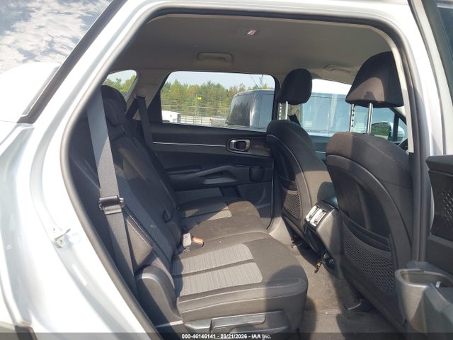 2021 KIA SORENTO LX 8