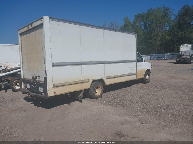 2019 GMC SAVANA CUTAWAY WORK VAN 4