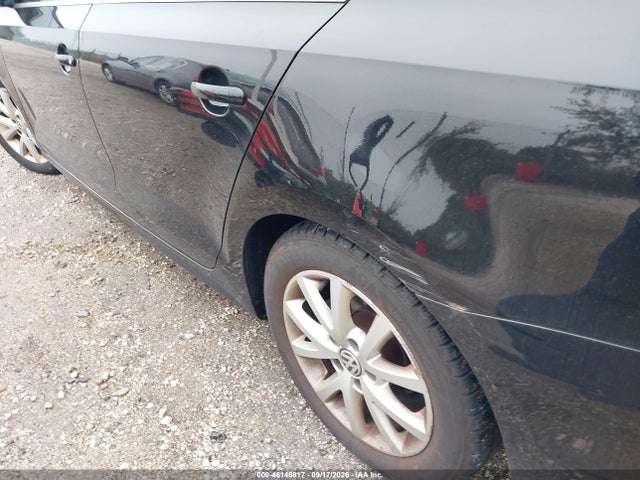 صورة 12 لـ 2014 Volkswagen JETTA 1.8T SE